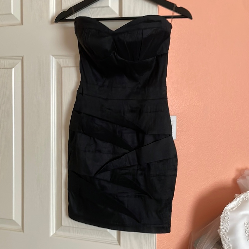 Wet Seal body con mini